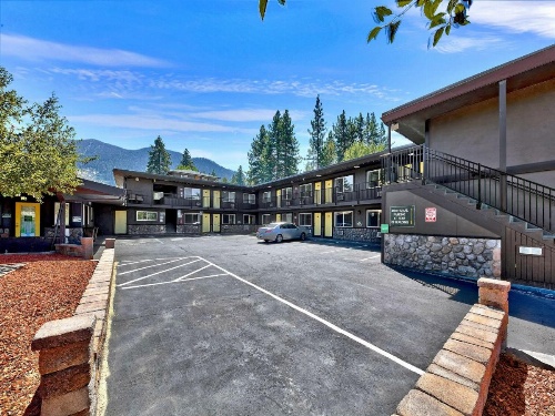 Secrets Inn Lake Tahoe image 45