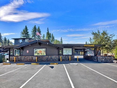 Secrets Inn Lake Tahoe image 46