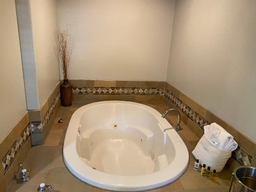 Secrets Inn Lake Tahoe image 7